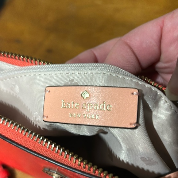 EUC Kate Spade Bright Red Adel Medium Zip Top Crossbody Adjustable Strap - Picture 14 of 16
